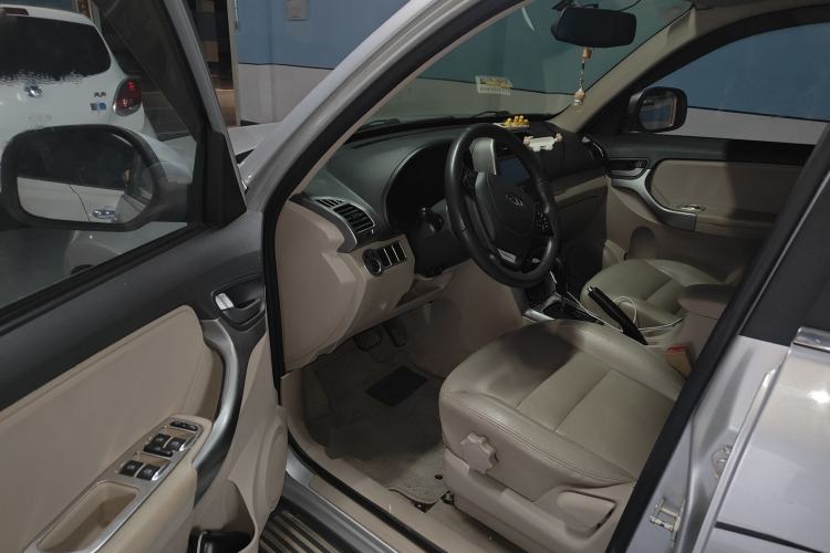 Used Chery Tiggo 3 2014 1.6L CVT ZhiShang Edition Driver Seat