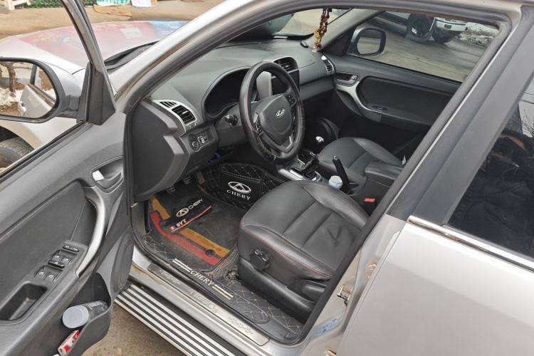 Used Chery Tiggo 3 2014 1.6L Manual Zhishang Edition Driver Seat