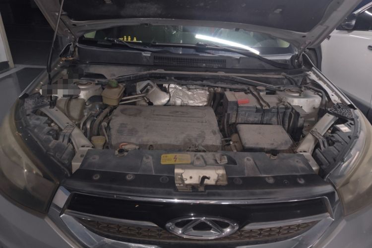 Used Chery Tiggo 3 2014 1.6L CVT ZhiShang Edition Engine Bay