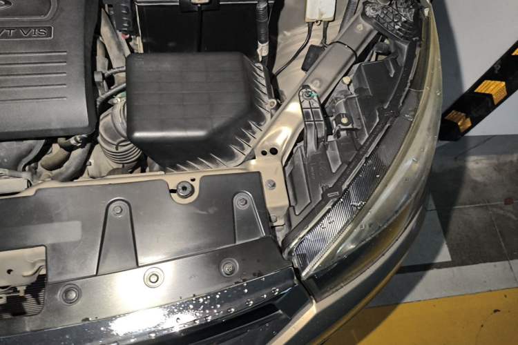 Used Chery Tiggo 3 2014 1.6L Manual Zhishang Edition Engine Bay Left