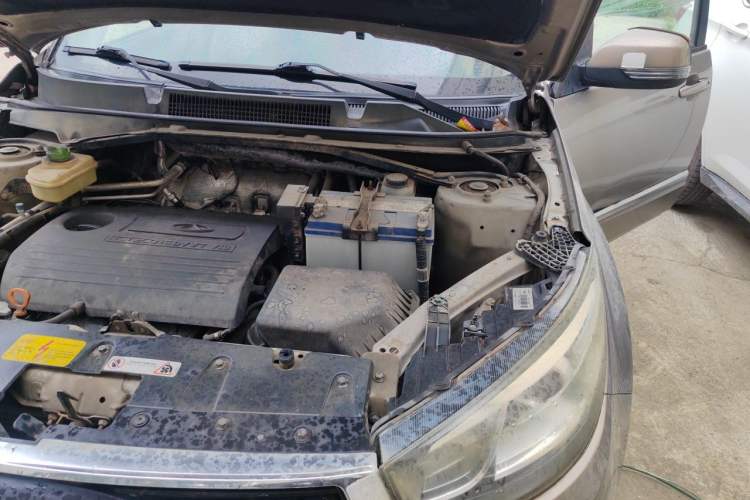 Used Chery Tiggo 3 2014 1.6L Manual Zhishang Edition Engine Bay Left
