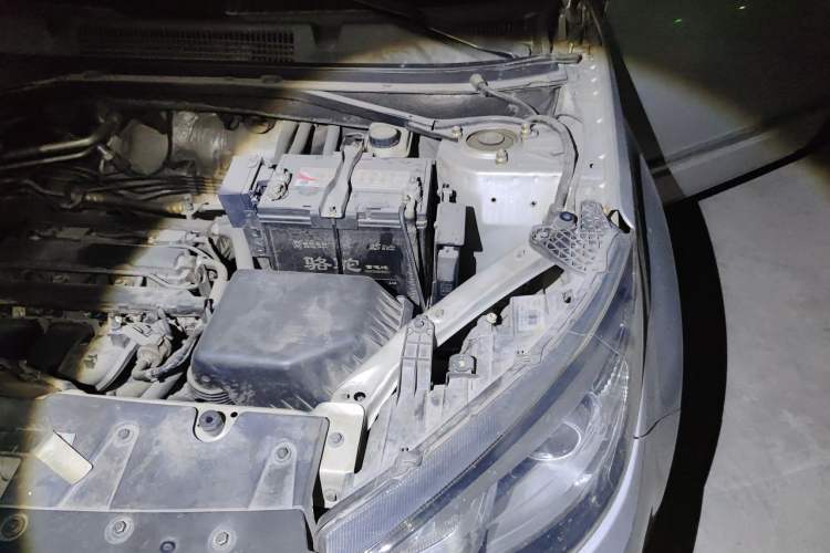 Used Chery Tiggo 3 2014 1.6L CVT Fashion Edition Engine Bay Left