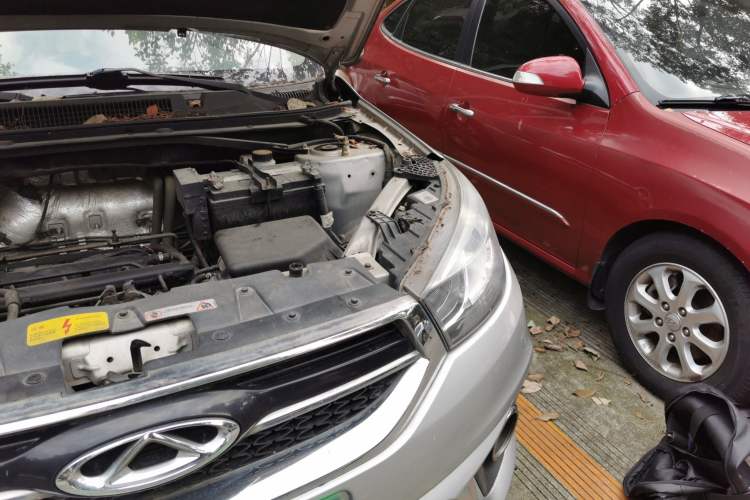 Used Chery Tiggo 3 2014 1.6L Manual Fashion Edition Engine Bay Left
