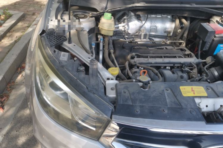 Used Chery Tiggo 3 2014 1.6L Manual Zhishang Edition Engine Bay Right