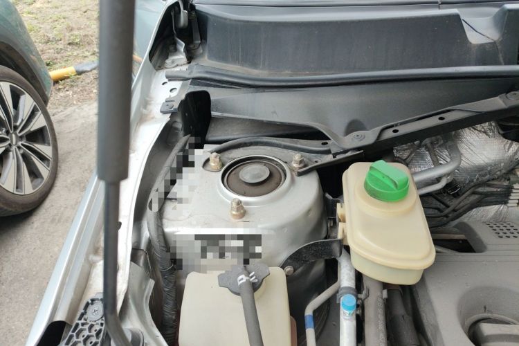 Used Chery Tiggo 3 2014 1.6L Manual Zhishang Edition Engine Bay Right