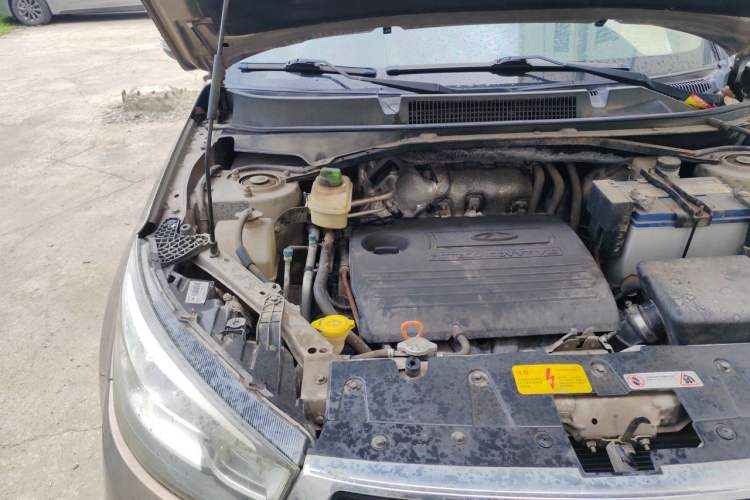 Used Chery Tiggo 3 2014 1.6L Manual Zhishang Edition Engine Bay Right