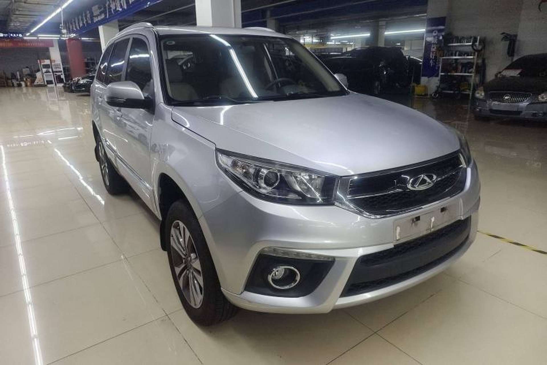 Used Chery Tiggo 3 2014 1.6L Manual Zhishang Edition Exterior 2