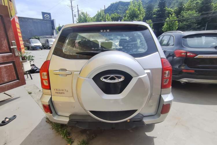 Used Chery Tiggo 3 2014 1.6L Manual Zhishang Edition Exterior 3