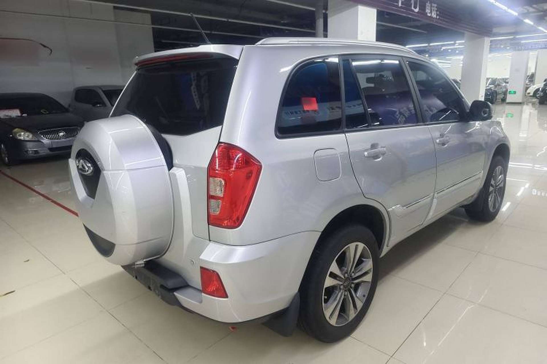 Used Chery Tiggo 3 2014 1.6L Manual Zhishang Edition Exterior 5