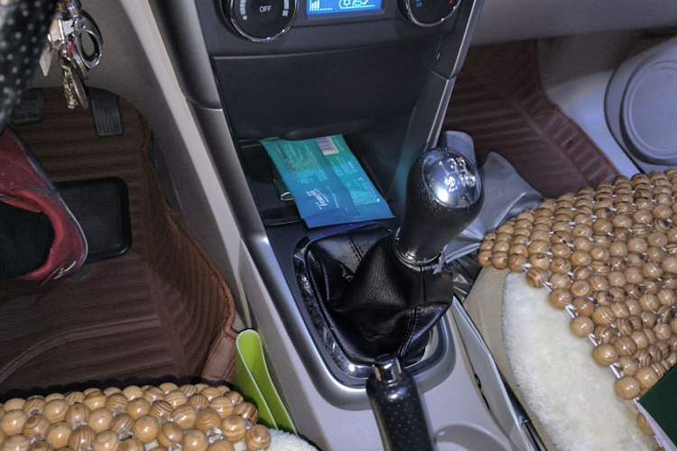 Used Chery Tiggo 3 2014 1.6L Manual Zhishang Edition Gear Lever