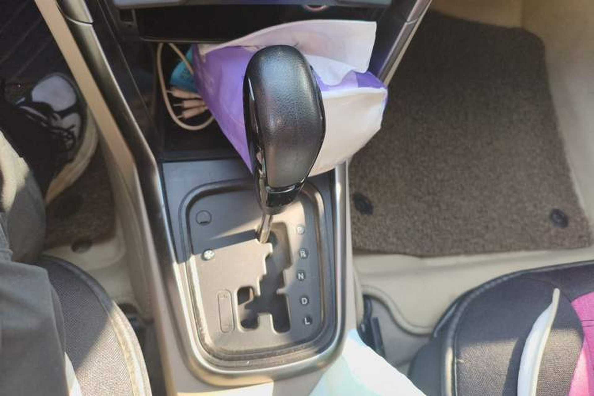 Used Chery Tiggo 3 2014 1.6L CVT Fashion Edition Gear Lever