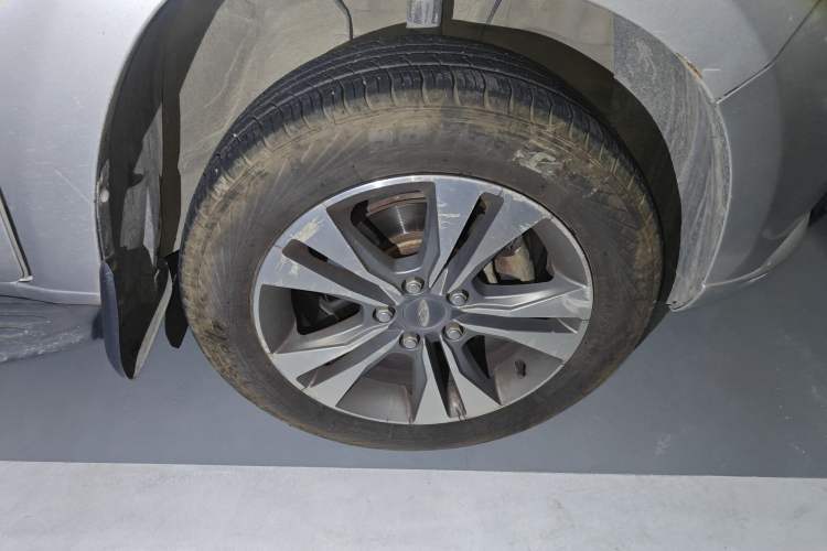 Used Chery Tiggo 3 2014 1.6L CVT ZhiShang Edition Right Front Wheel Hub