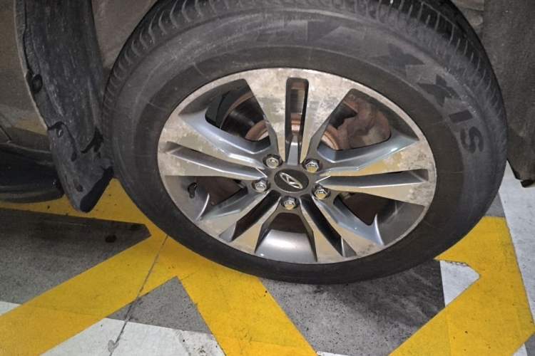 Used Chery Tiggo 3 2014 1.6L Manual Zhishang Edition Right Front Wheel Hub