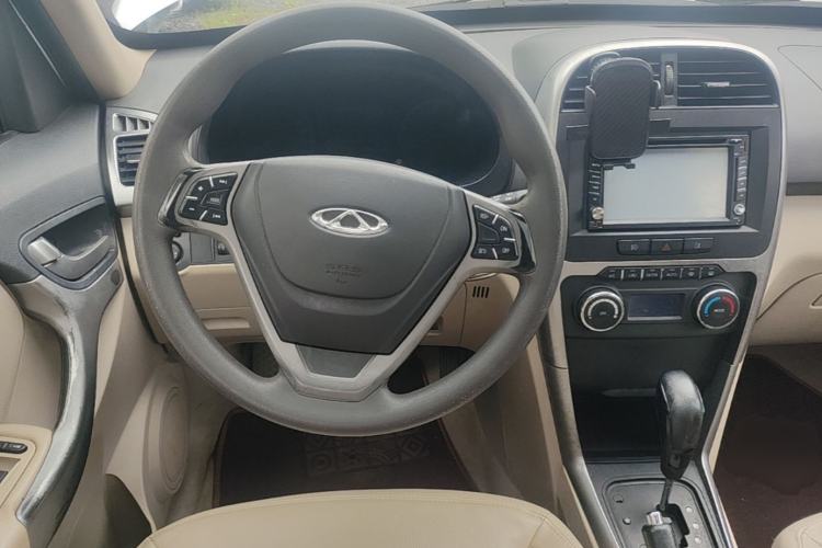 Used Chery Tiggo 3 2014 1.6L CVT ZhiShang Edition Steering Wheel