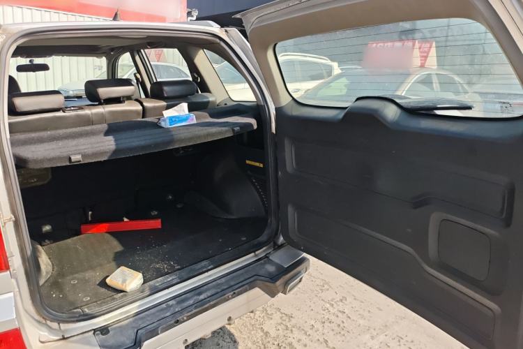 Used Chery Tiggo 3 2014 1.6L Manual Zhishang Edition Trunk