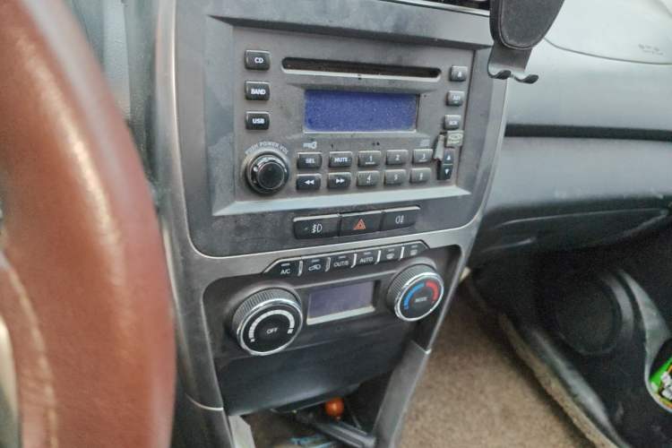 Used Chery Tiggo 3 2014 1.6L Manual Zhishang Edition Audio And AC Panel
