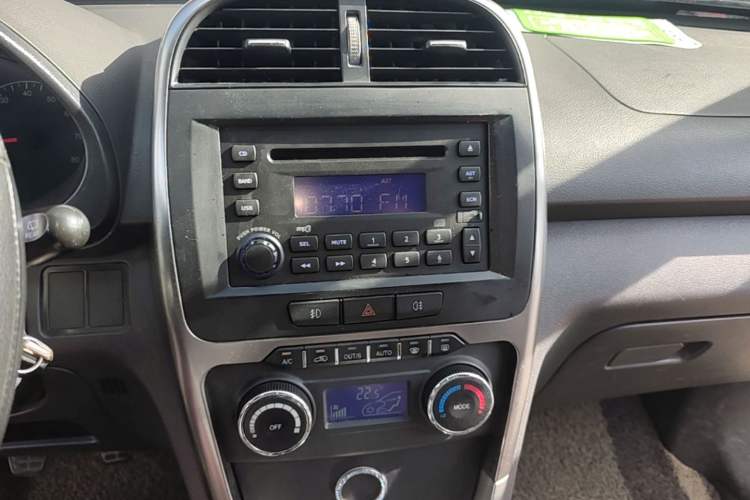 Used Chery Tiggo 3 2014 1.6L Manual Zhishang Edition Audio And AC Panel
