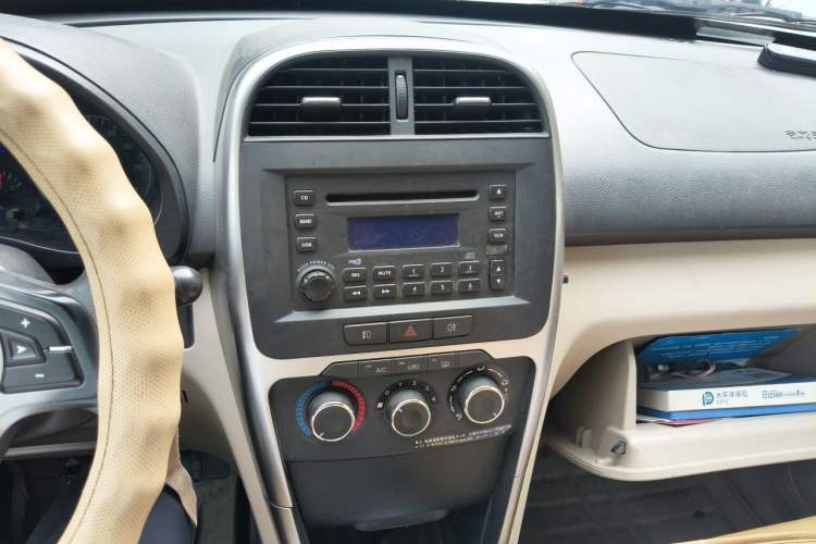 Used Chery Tiggo 3 2014 1.6L Manual Fashion Edition Audio And AC Panel