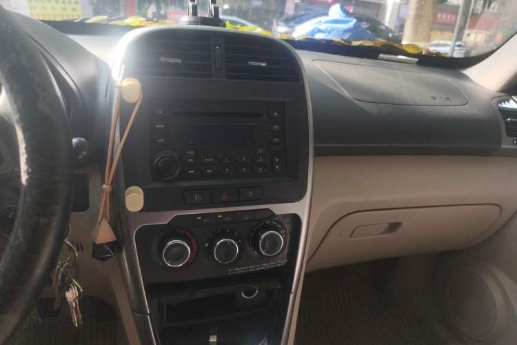 Used Chery Tiggo 3 2014 1.6L Manual Fashion Edition Audio And AC Panel