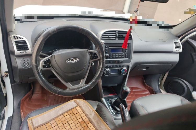 Used Chery Tiggo 3 2014 1.6L Manual Zhishang Edition Center Console
