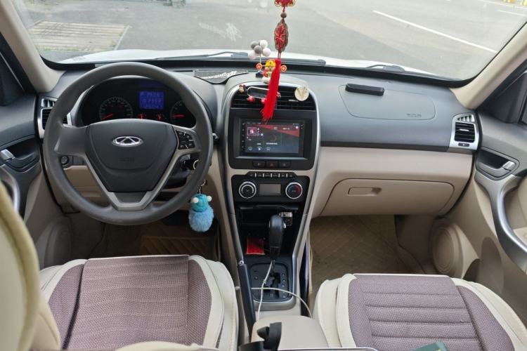 Used Chery Tiggo 3 2014 1.6L CVT ZhiShang Edition Center Console