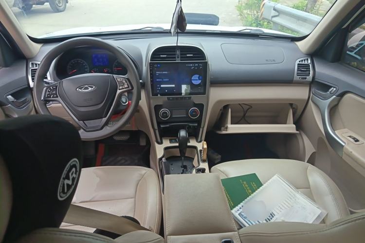 Used Chery Tiggo 3 2014 1.6L CVT ZhiShang Edition Center Console