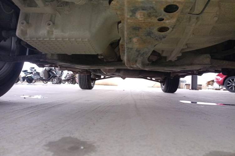 Used Chery Tiggo 3 2014 1.6L Manual Zhishang Edition Chassis Front