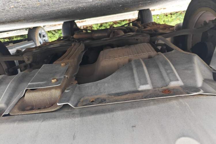 Used Chery Tiggo 3 2014 1.6L Manual Zhishang Edition Chassis Front