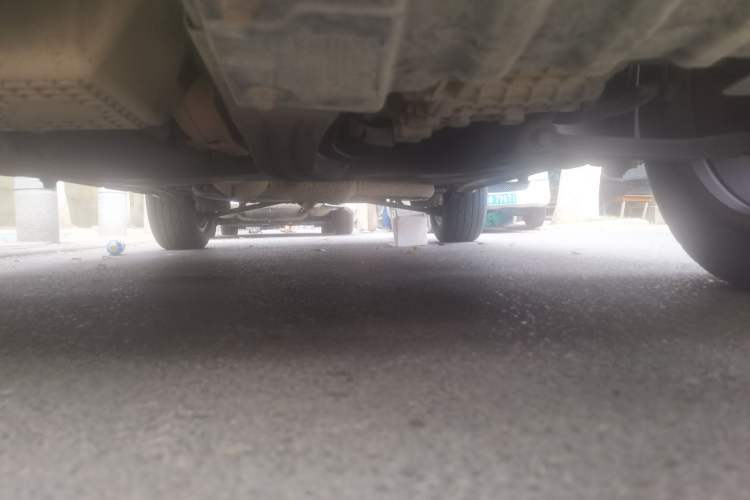 Used Chery Tiggo 3 2014 1.6L CVT ZhiShang Edition Chassis Front