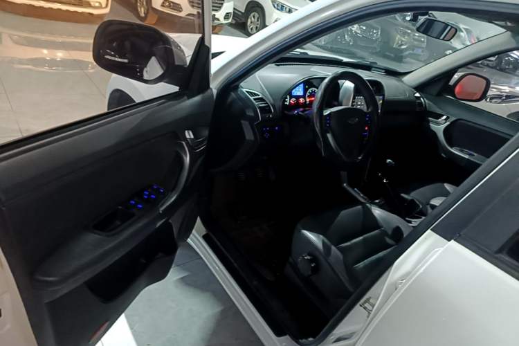 Used Chery Tiggo 3 2014 1.6L Manual Zhishang Edition Driver Seat