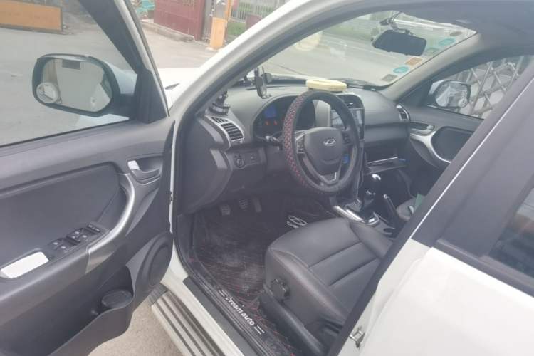 Used Chery Tiggo 3 2014 1.6L Manual Zhishang Edition Driver Seat