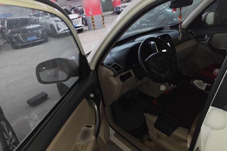 Used Chery Tiggo 3 2014 1.6L CVT Luxury Edition Driver Seat