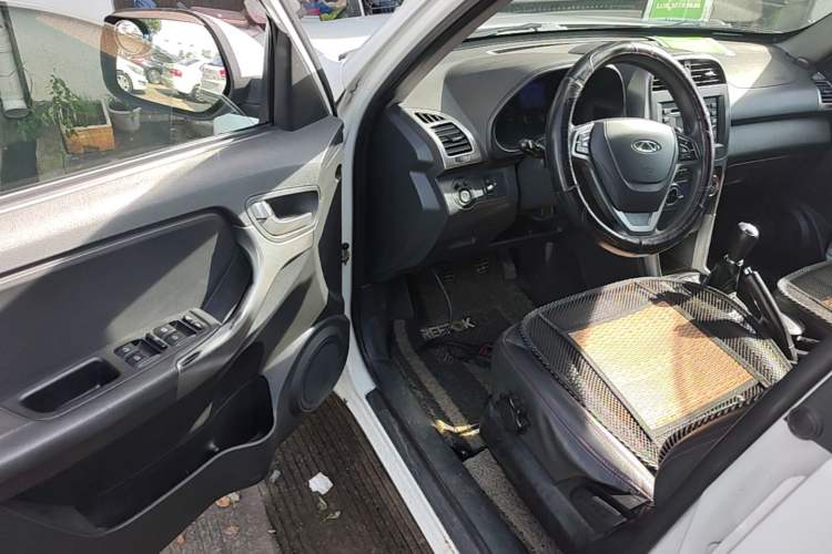 Used Chery Tiggo 3 2014 1.6L Manual Zhishang Edition Driver Seat