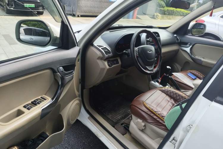 Used Chery Tiggo 3 2014 1.6L Manual Fashion Edition Driver Seat