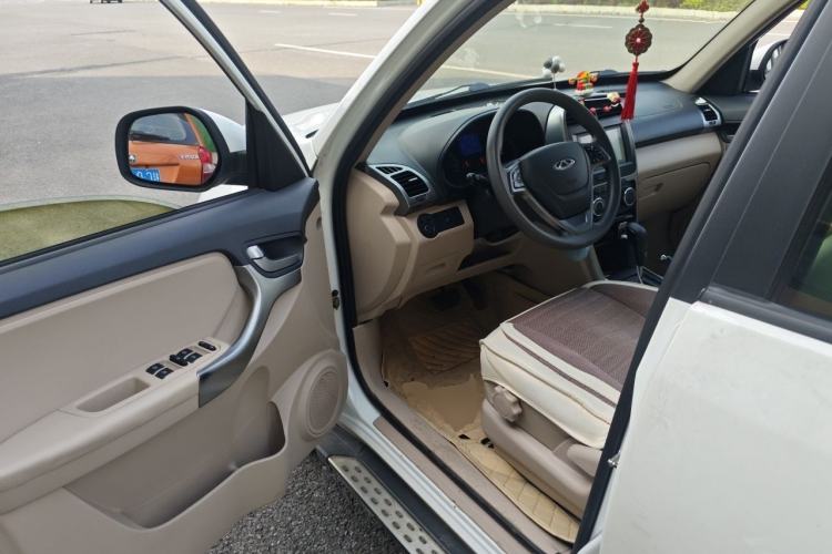 Used Chery Tiggo 3 2014 1.6L CVT ZhiShang Edition Driver Seat