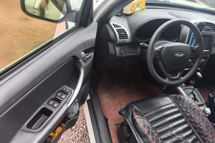Used Chery Tiggo 3 2014 1.6L CVT ZhiShang Edition Driver Seat