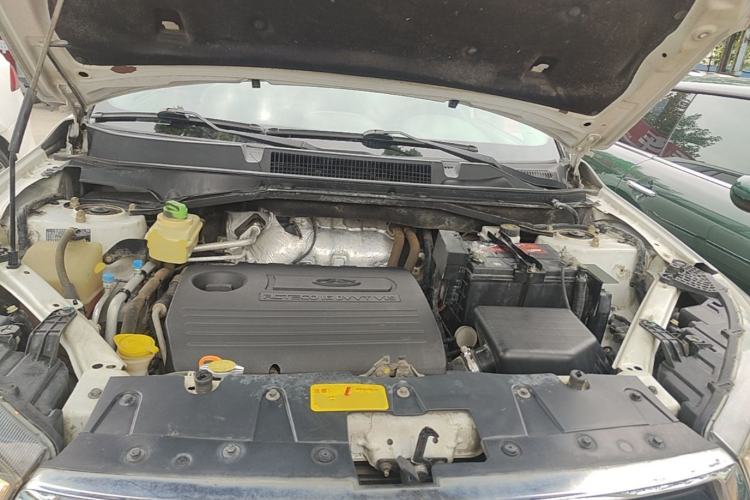 Used Chery Tiggo 3 2014 1.6L CVT ZhiShang Edition Engine Bay