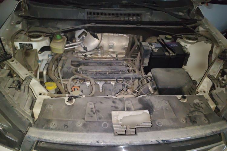 Used Chery Tiggo 3 2014 Magic Edition 1.6L Manual Fashion Version Engine Bay
