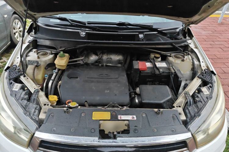 Used Chery Tiggo 3 2014 1.6L CVT ZhiShang Edition Engine Bay