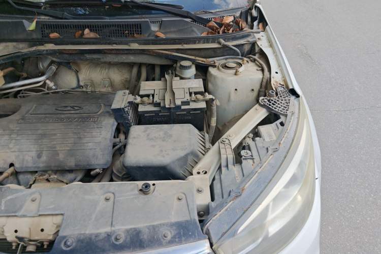 Used Chery Tiggo 3 2014 1.6L Manual Zhishang Edition Engine Bay Left