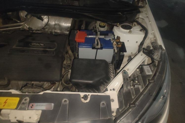 Used Chery Tiggo 3 2014 1.6L CVT ZhiShang Edition Engine Bay Left