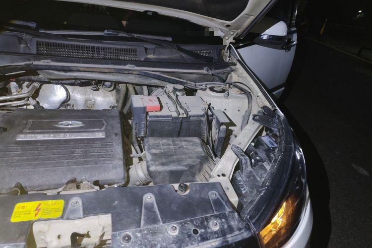 Used Chery Tiggo 3 2014 1.6L CVT ZhiShang Edition Engine Bay Left