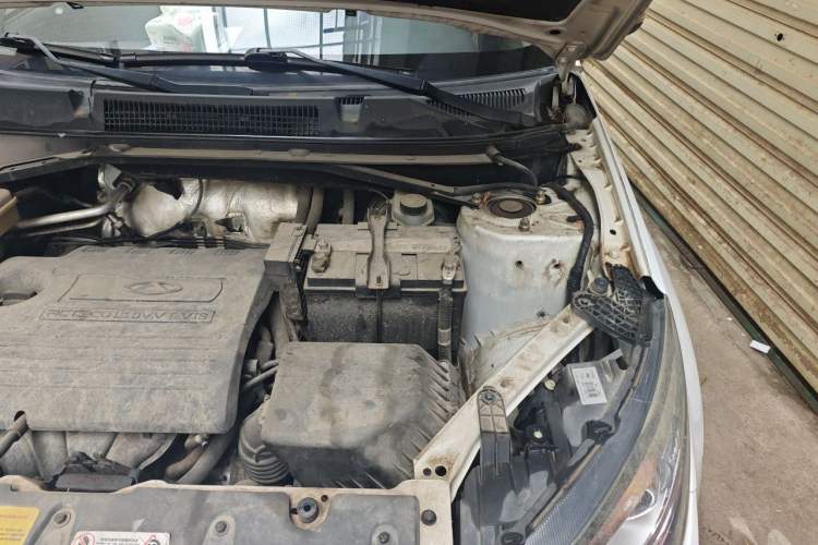 Used Chery Tiggo 3 2014 1.6L Manual Zhishang Edition Engine Bay Left