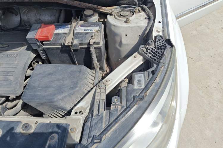 Used Chery Tiggo 3 2014 1.6L Manual Zhishang Edition Engine Bay Left