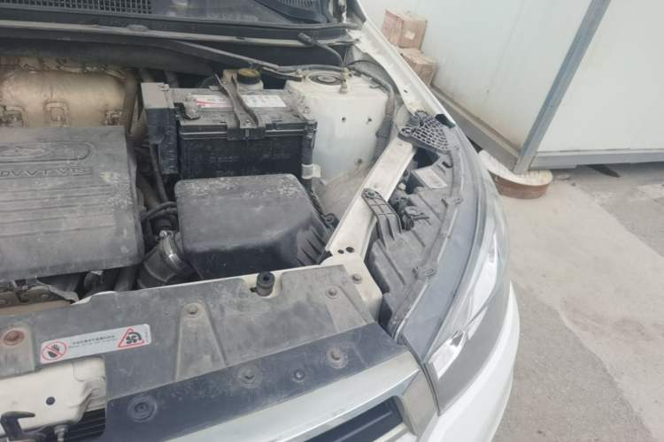 Used Chery Tiggo 3 2014 1.6L Manual Zhishang Edition Engine Bay Left
