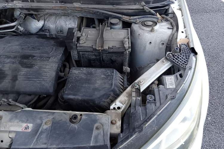 Used Chery Tiggo 3 2014 1.6L Manual Zhishang Edition Engine Bay Left