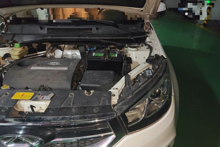Used Chery Tiggo 3 2014 1.6L CVT ZhiShang Edition Engine Bay Left