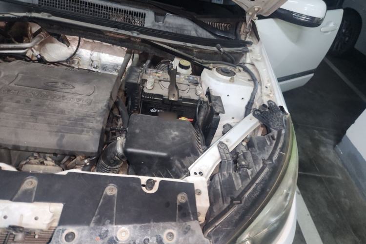 Used Chery Tiggo 3 2014 1.6L CVT ZhiShang Edition Engine Bay Left