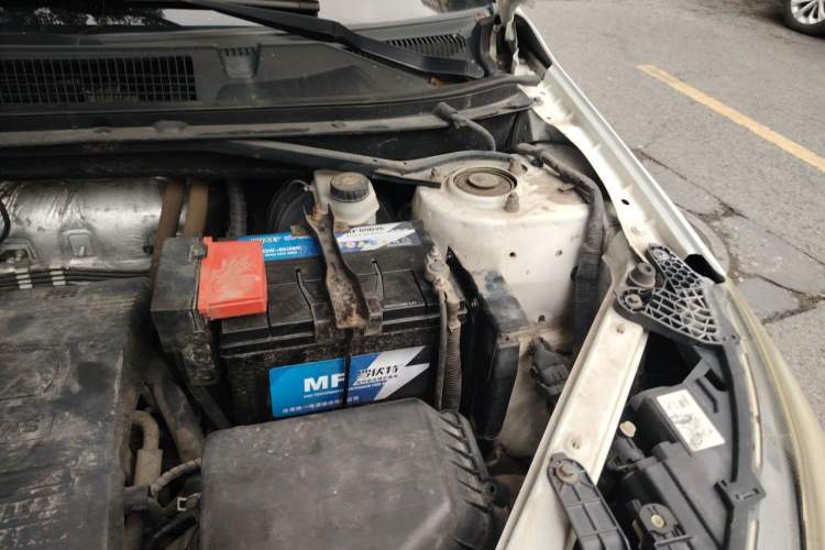 Used Chery Tiggo 3 2014 Magic Edition 1.6L CVT Smart Version Engine Bay Left