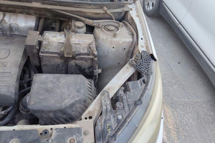 Used Chery Tiggo 3 2014 1.6L Manual Zhishang Edition Engine Bay Left